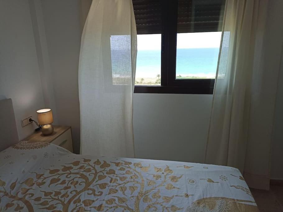 Bungalow En Primera Linea Del Mar อาเรนาเลส เดล ซอล ภายนอก รูปภาพ