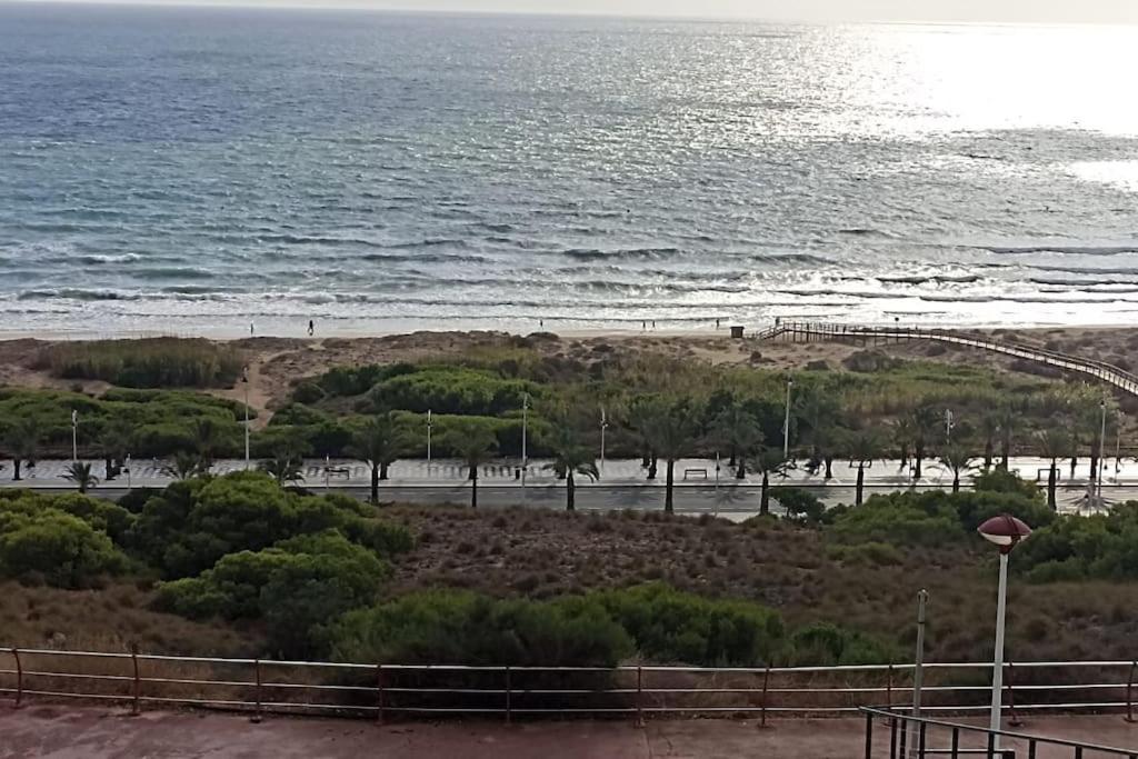 Bungalow En Primera Linea Del Mar อาเรนาเลส เดล ซอล ภายนอก รูปภาพ